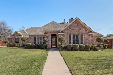 5605 Full Moon Dr, Fort Worth, TX 76132