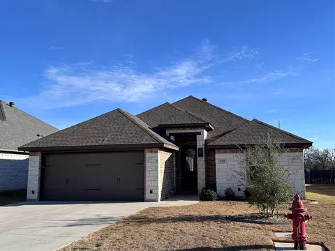 3339 White Horse Dr, Granbury, TX 76049