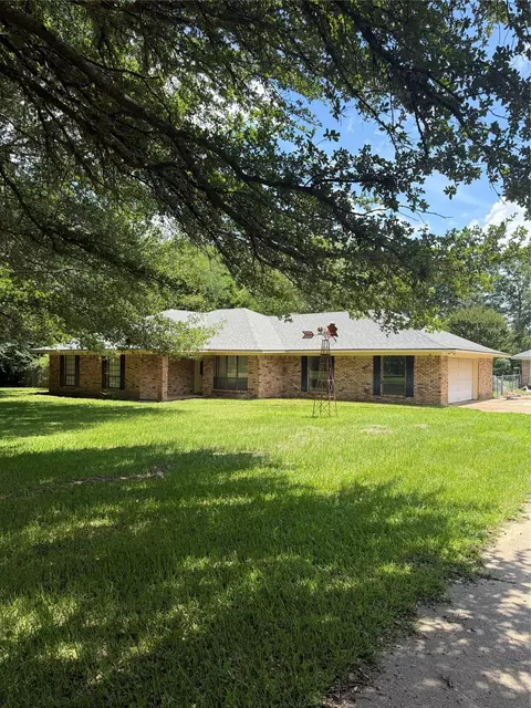 6107 Chanticleer Dr, Keithville, LA 71047
