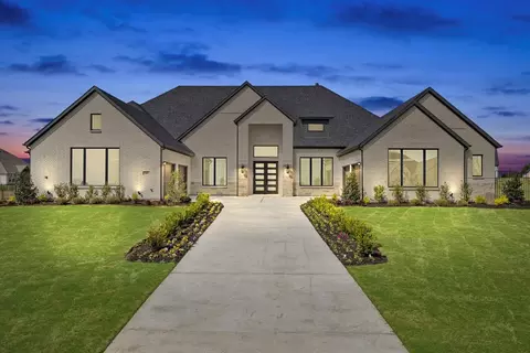 265 Hierro Dr, Sunnyvale, TX 75182