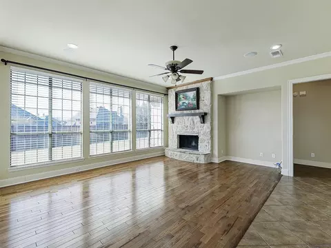 Living - 830 Echo Dr, Prosper, TX 75078 photo 5 of 7