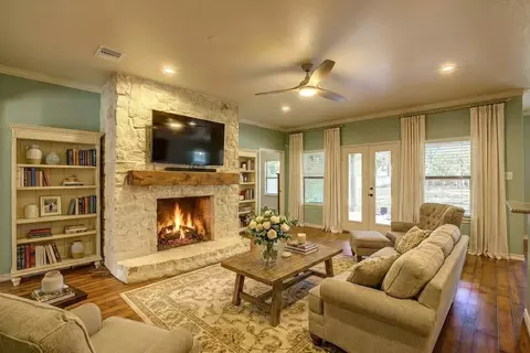 2617 Kirby Rd, Rowlett, TX 75088