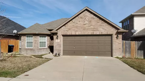5424 Creek Hill Ln, Fort Worth, TX 76179