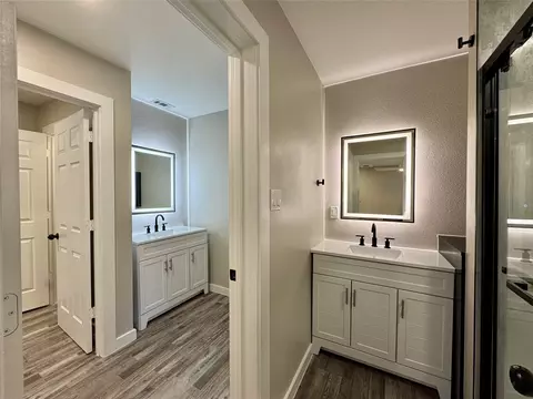 608 Mason Dr, Seven Points, TX 75143 photo 13