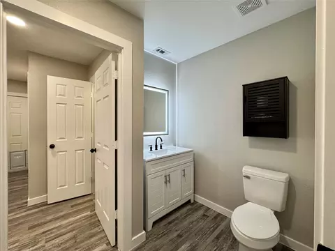 608 Mason Dr, Seven Points, TX 75143 photo 14