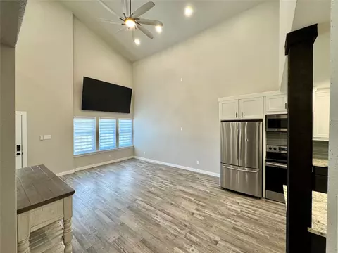 608 Mason Dr, Seven Points, TX 75143 photo 5