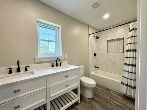 608 Mason Dr, Seven Points, TX 75143 photo 21