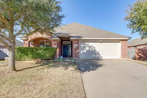 1104 Junegrass Ln, Crowley, TX 76036