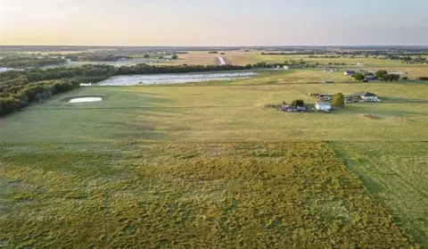 L16 Elm Branch, Elm Mott, TX 76640