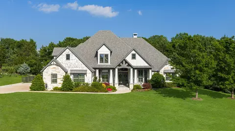 4393 Waterstone Estates Dr, Mckinney, TX 75071