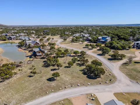 1011 Grandview Dr, Graford, TX 76449 photo 4