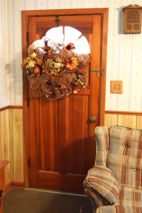 Entry Way - 145 Loop Rd, Minden, LA 71055 photo 1 of 2