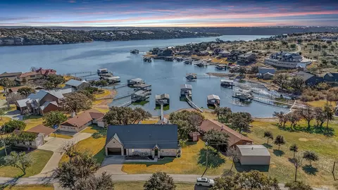1010 Robin Ln, Graford, TX 76449