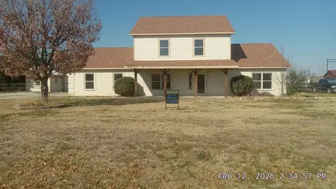 10456 Gentry Dr, Justin, TX 76247
