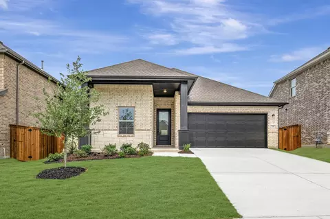 156 Summer Rain Way, Newark, TX 76071