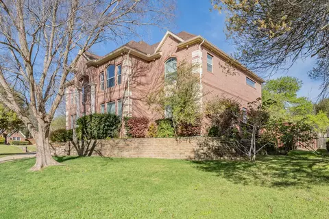 8925 Hunters Glen Trl, Fort Worth, TX 76120