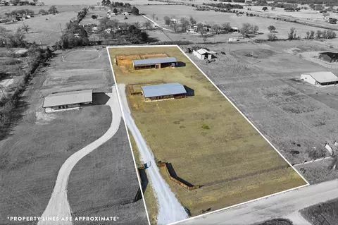 6550 Harkins Ct, Tolar, TX 76476