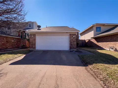 2432 Centaurus Dr, Garland, TX 75044