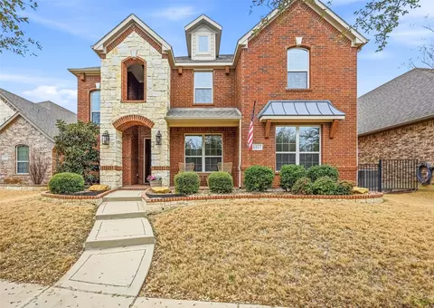 6917 Bobwhite Dr, North Richland Hills, TX 76182