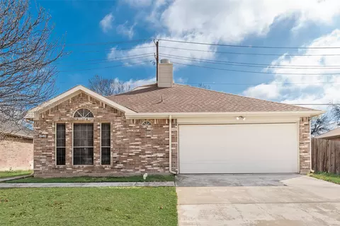 1214 Misty Meadow Dr, Midlothian, TX 76065