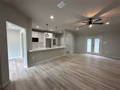 Living - 317 N Clark St, Comanche, TX 76442 photo 1 of 3
