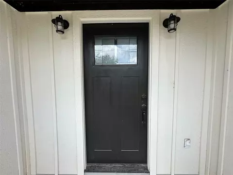 Exterior - 317 N Clark St, Comanche, TX 76442 photo 2 of 4