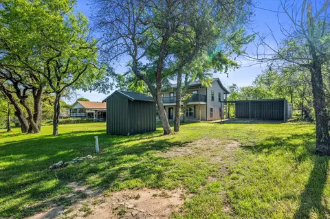 4321 Green Oak Dr, Granbury, TX 76048