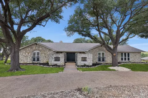7408 Golf Club Dr, Fort Worth, TX 76179