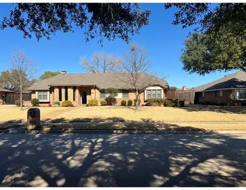 1553 Parkside Trl, Lewisville, TX 75077