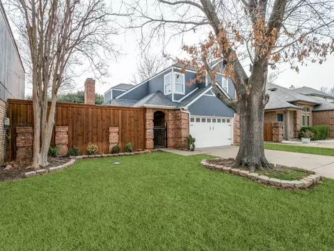 1505 Briarcrest Dr, Grapevine, TX 76051