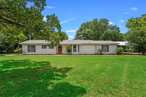 7483 Gholson Rd, Waco, TX 76705