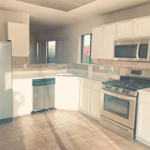 1022 Fairview Ct, Mesquite, TX 75181