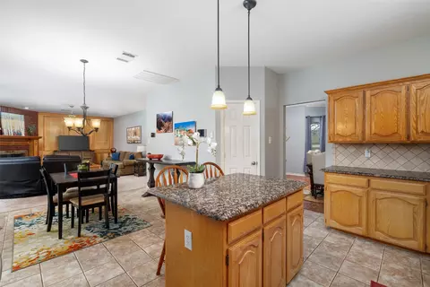 Kitchen - 4010 Bluffpoint Rd, Rowlett, TX 75088 photo 3 of 3