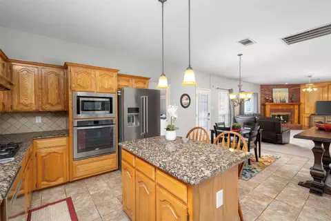 Kitchen - 4010 Bluffpoint Rd, Rowlett, TX 75088 photo 1 of 3
