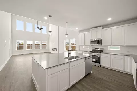 Kitchen - 1724 Nesting Robin Ln, Krum, TX 76249 photo 4 of 4
