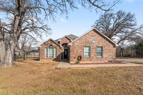 101 Driftwood Dr, Trinidad, TX 75163