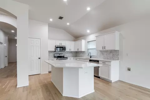 405 Hackberry Dr, Rockwall, TX 75087