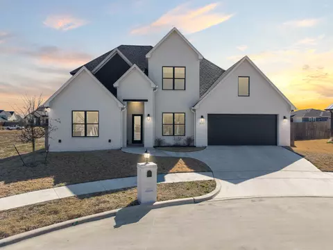 12010 Kenai Cir, Woodway, TX 76712