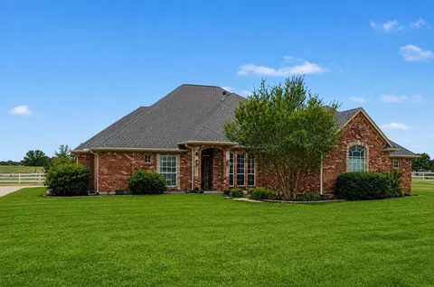 1908 Meadow Springs Dr, Haslet, TX 76052