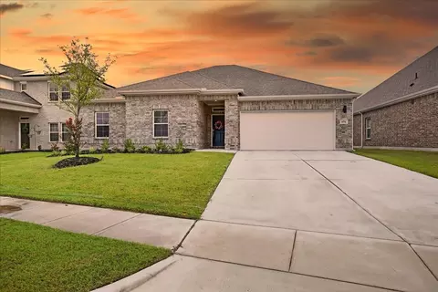 656 Cari Ln, Forney, TX 75126