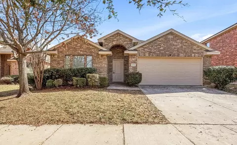 2034 Kings Forest Dr, Heartland, TX 75126