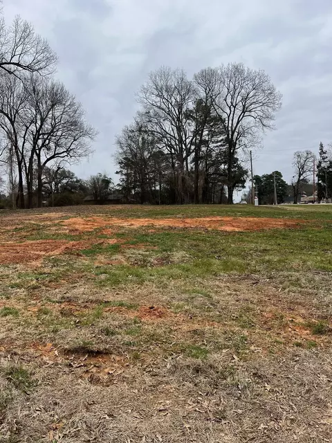 8499 N Kings Hwy, Texarkana, TX 75503