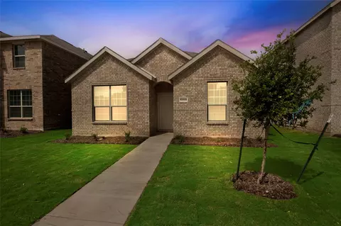 2805 Serenity Gove Ln, Fort Worth, TX 76179