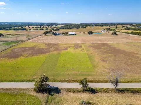 1108 Clover Dr, Poolville, TX 76487