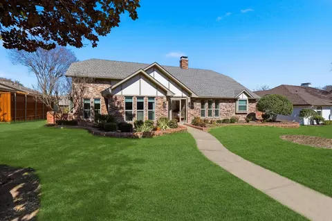 1809 Lake Crest Ln, Plano, TX 75023