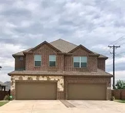 1003 W Sierra Vista Ct, Midlothian, TX 76065