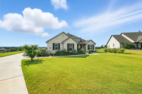 1089 Flagstone Dr, Weatherford, TX 76085