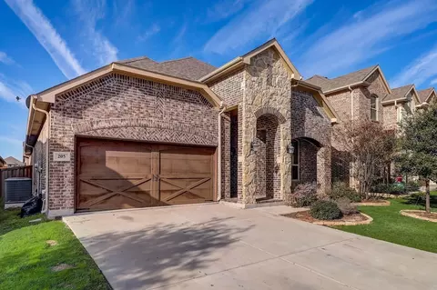 205 Mineral Point Dr, Aledo, TX 76008