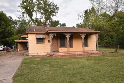 7033 Karen St, Shreveport, LA 71108