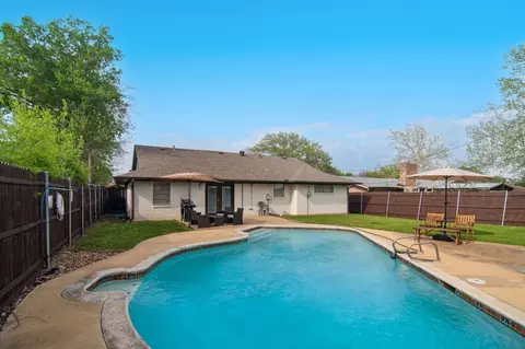 2404 17th St, Plano, TX 75074